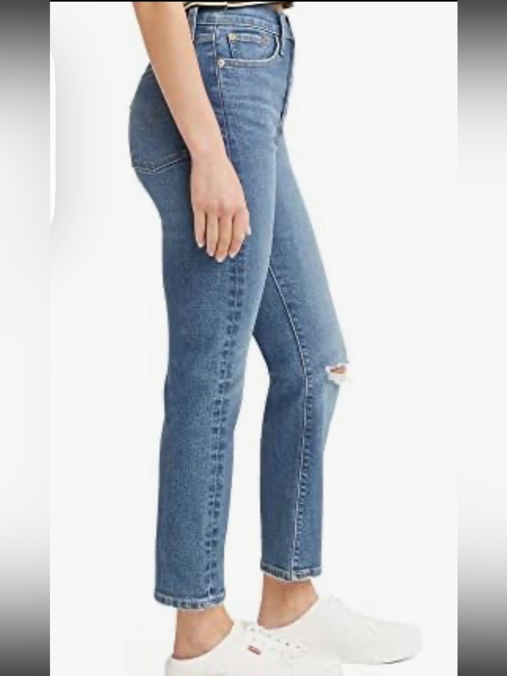 Levi’s Wedgie Straight Distressed Jeans 29